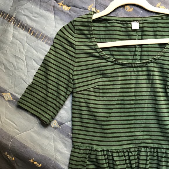 Old Navy Green Striped Dress - Picture 6 of 6